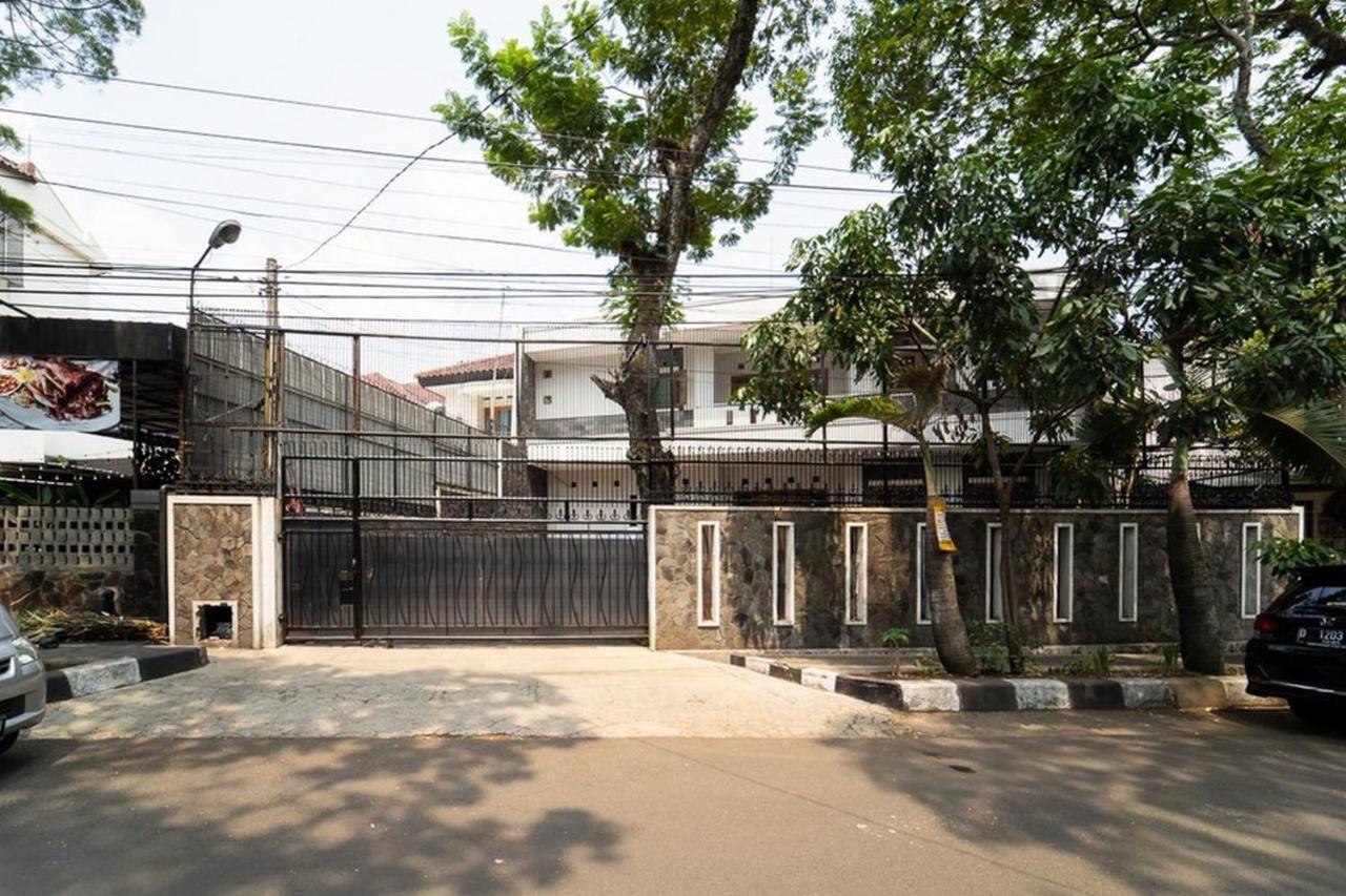 Koolkost Near Padjadjaran University - Minimum Stay 6 Nights Bandung Buitenkant foto