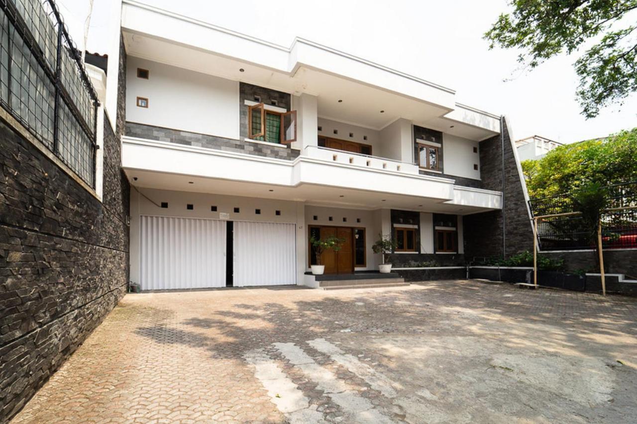 Koolkost Near Padjadjaran University - Minimum Stay 6 Nights Bandung Buitenkant foto