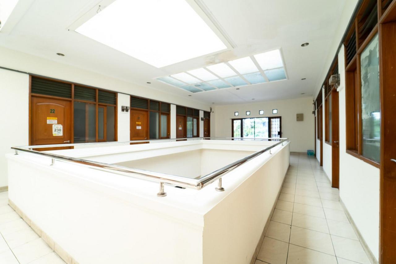 Koolkost Near Padjadjaran University - Minimum Stay 6 Nights Bandung Buitenkant foto
